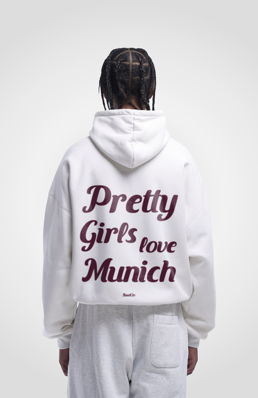 PRETTY GIRLS LOVE MUNICH OVERSIZED HOODIE