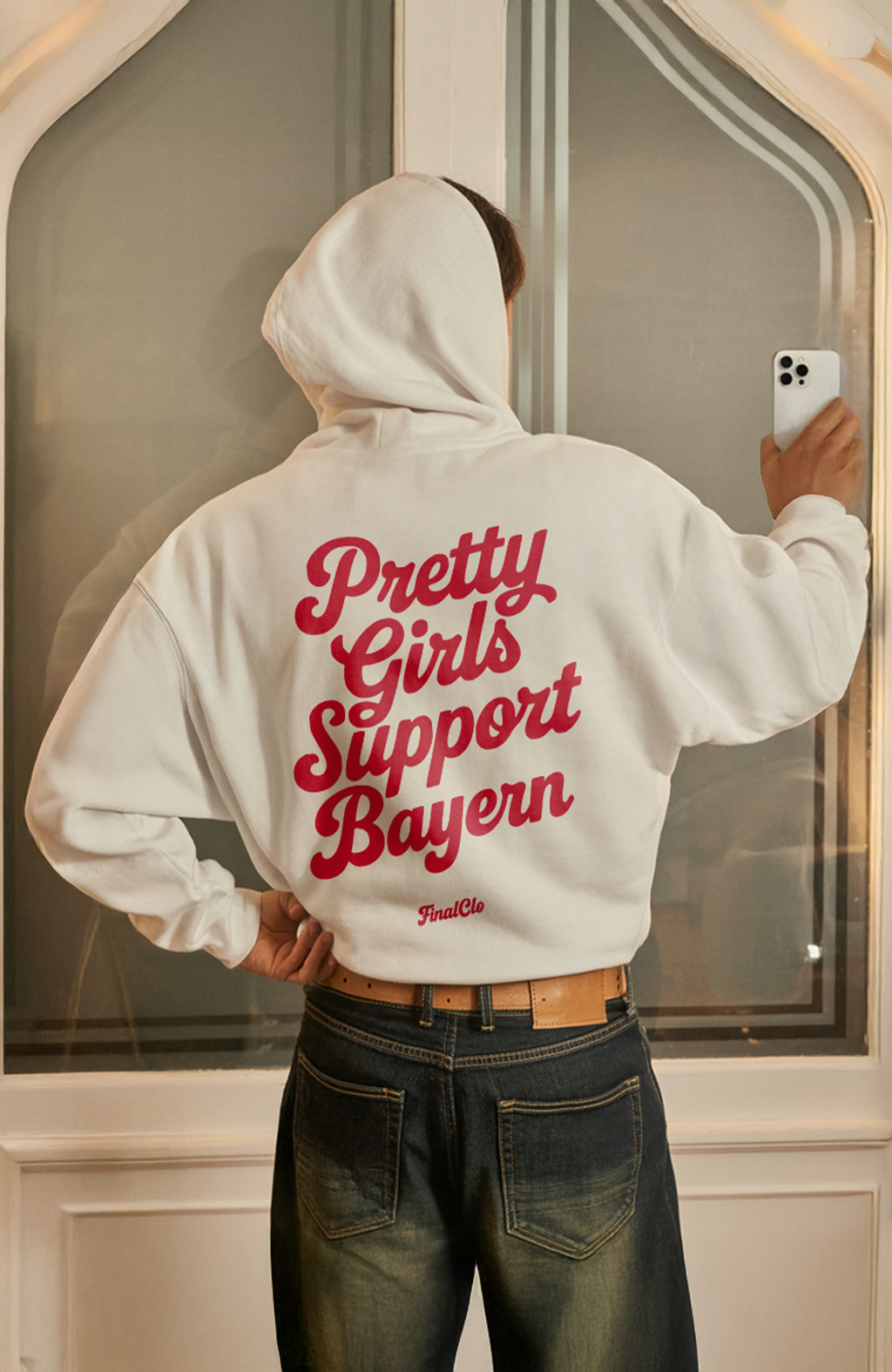 PRETTY GIRLS SUPPORT BAYERN OVERSIZED HOODIE